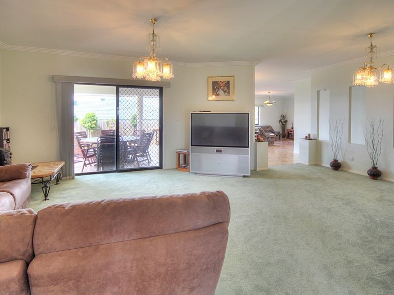 12 Harwood Place, Parkinson QLD 4115