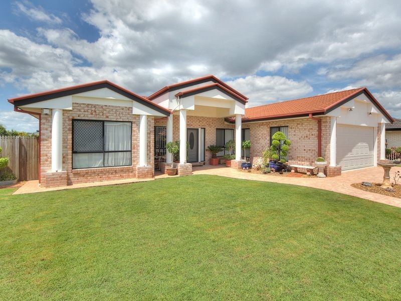 12 Harwood Place, Parkinson QLD 4115