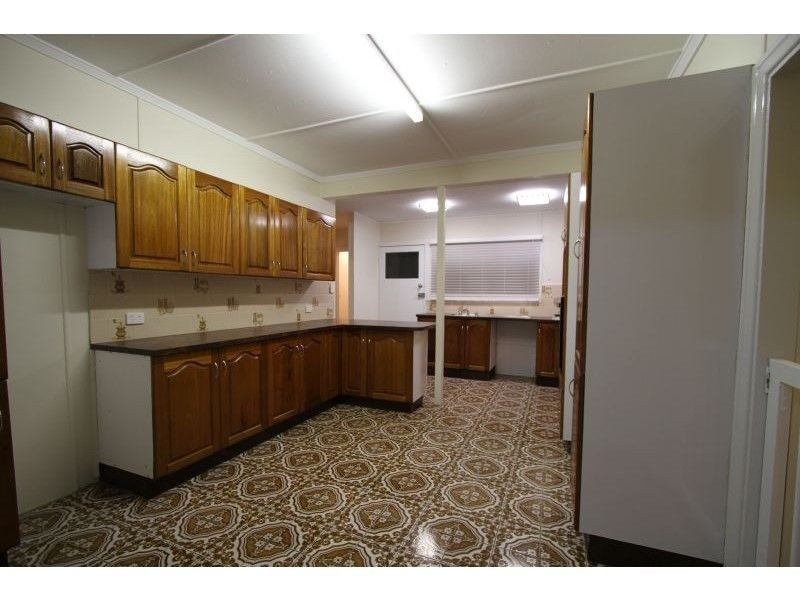 9 Hammersmith Street, Coopers Plains QLD 4108