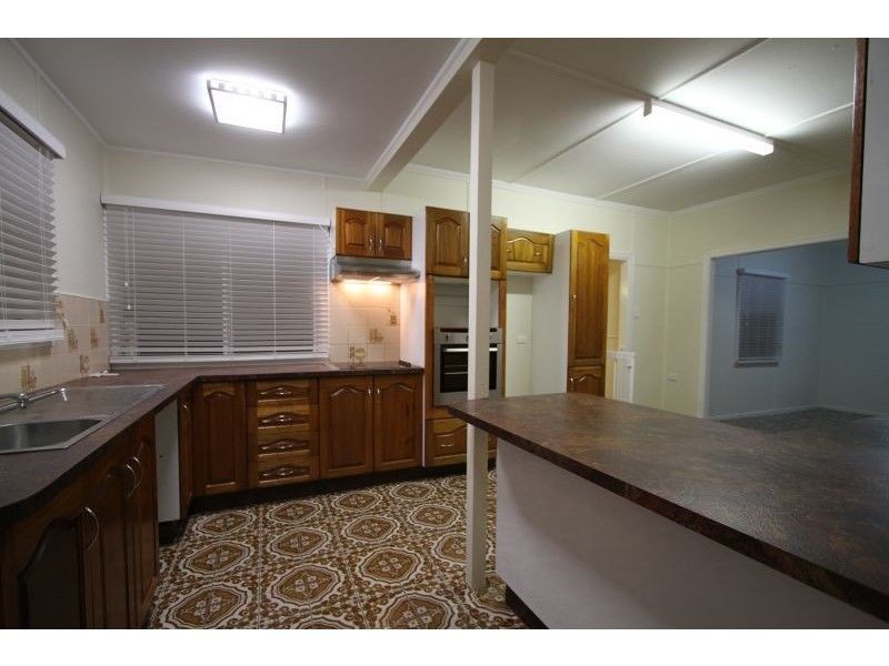 9 Hammersmith Street, Coopers Plains QLD 4108