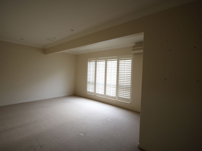 16 Dennistoun Street, Sunnybank Hills QLD 4109