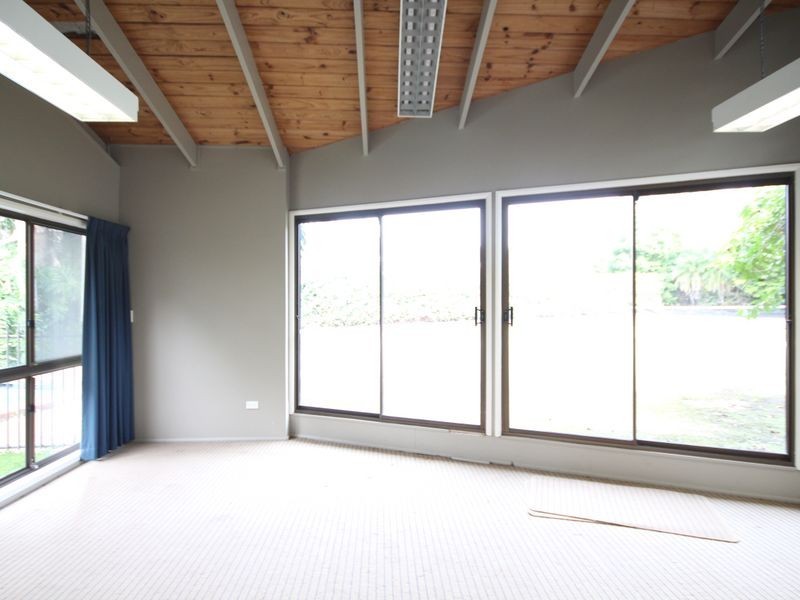 16 Dennistoun Street, Sunnybank Hills QLD 4109