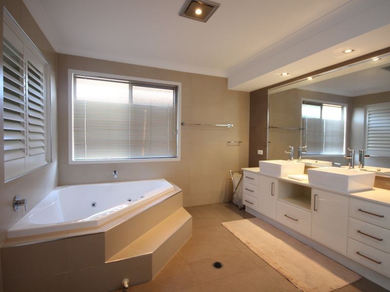 5 Highvale Street, Eight Mile Plains QLD 4113