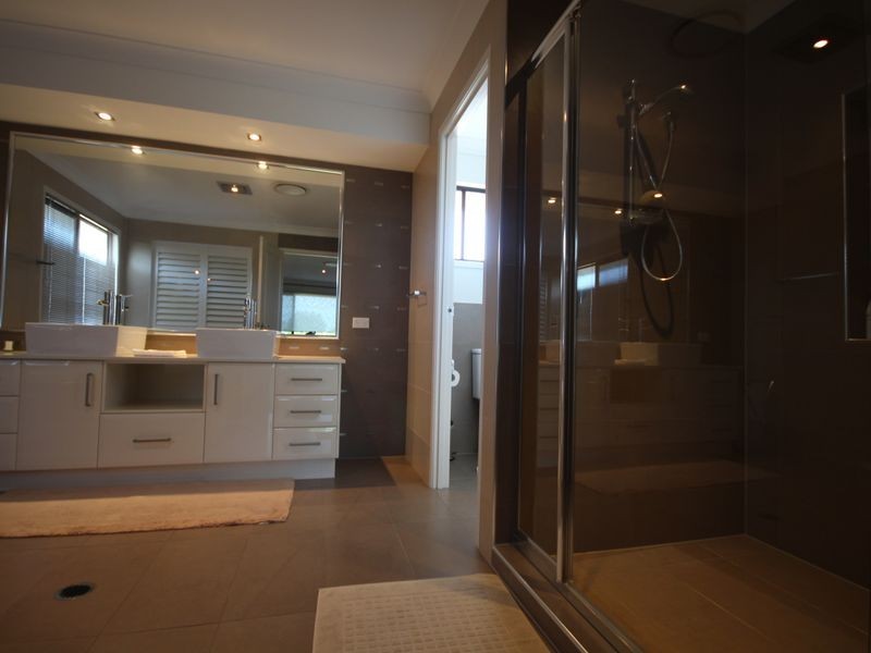 5 Highvale Street, Eight Mile Plains QLD 4113