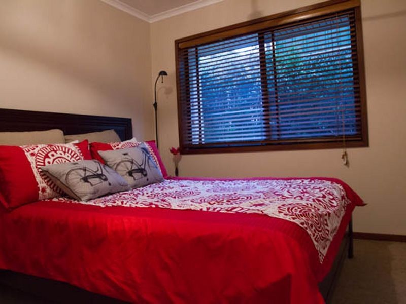 18 Manzill Street, Sunnybank Hills QLD 4109