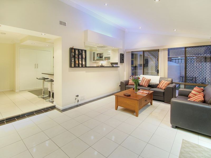 7 Caesar Court, Sunnybank Hills QLD 4109