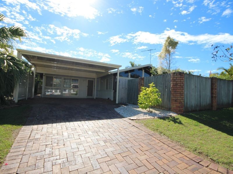 8 Chateau Street, Calamvale QLD 4116