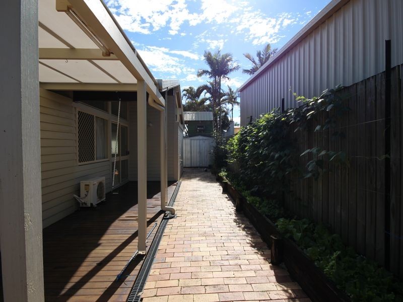 8 Chateau Street, Calamvale QLD 4116