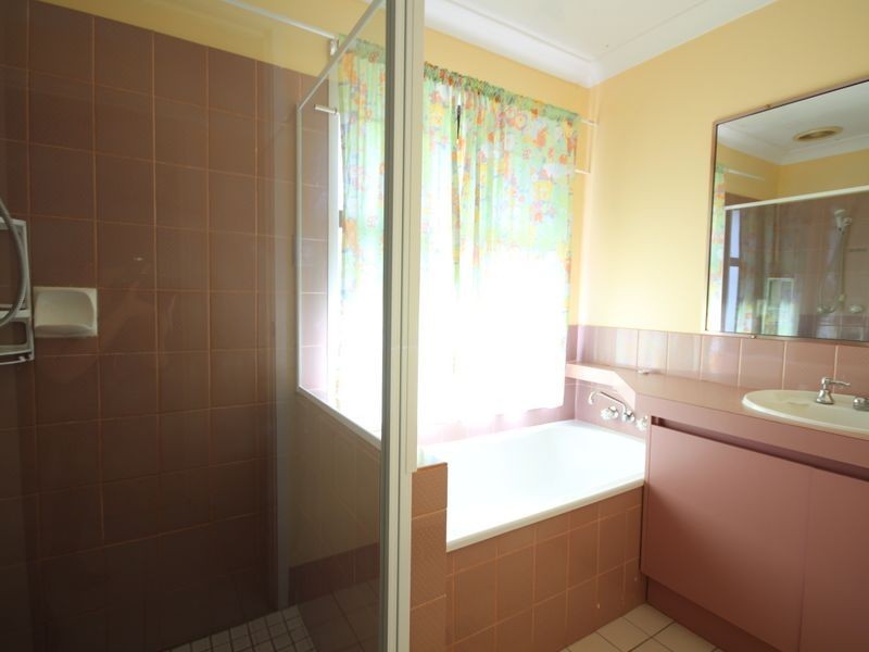 33 Statesman Crescent, Sunnybank Hills QLD 4109