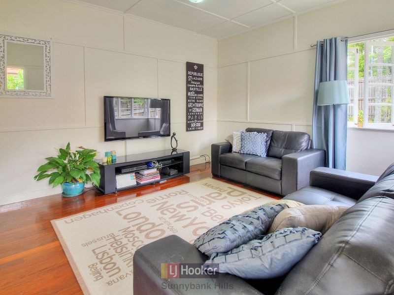 1098 Boundary Road, Coopers Plains QLD 4108