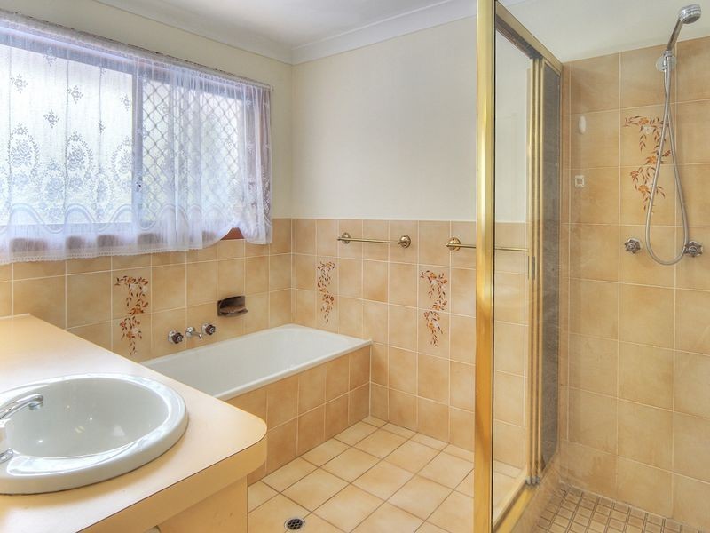 1 Macbeth Place, Sunnybank Hills QLD 4109