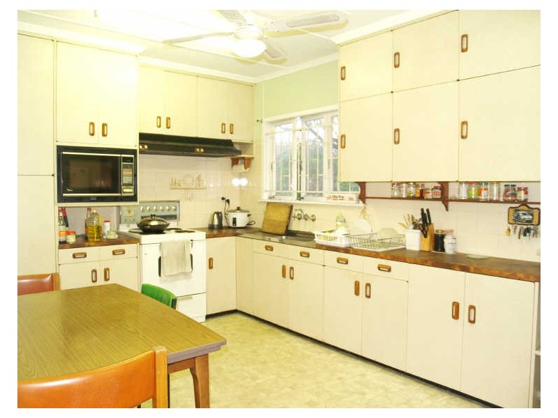 1021 Boundary Rd, Coopers Plains QLD 4108