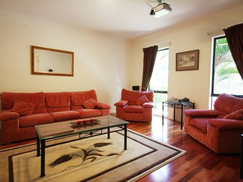 51 Cocoparra Cr, Parkinson QLD 4115