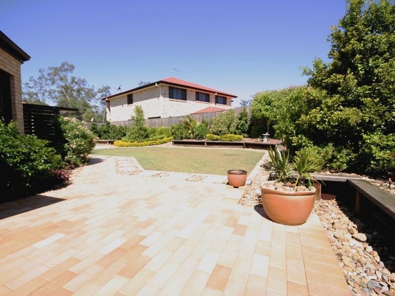 51 Cocoparra Cr, Parkinson QLD 4115