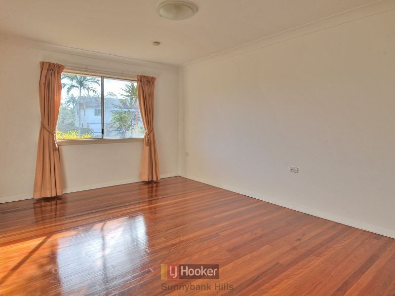 15 Veivers Street, Macgregor QLD 4109