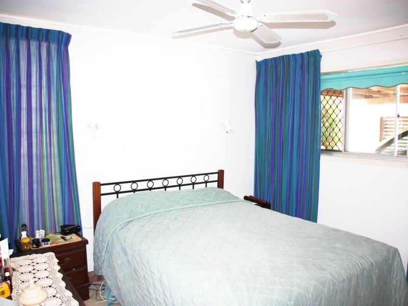 Cnr of 1 Dolphin & 3 Hanover St, Macgregor QLD 4109