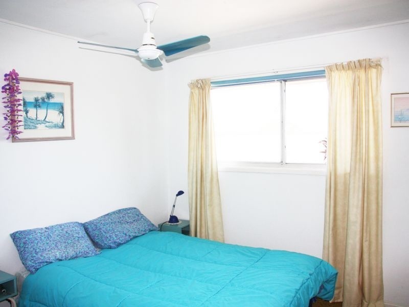 Cnr of 1 Dolphin & 3 Hanover St, Macgregor QLD 4109