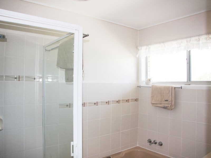 Cnr of 1 Dolphin & 3 Hanover St, Macgregor QLD 4109