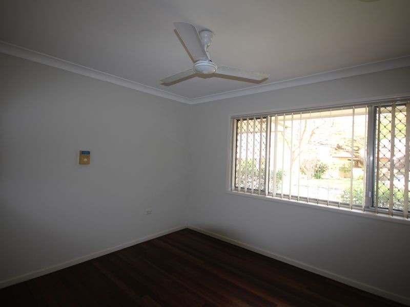 9 Cornell Street, Robertson QLD 4109