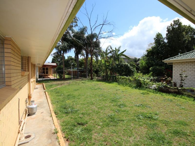 9 Cornell Street, Robertson QLD 4109