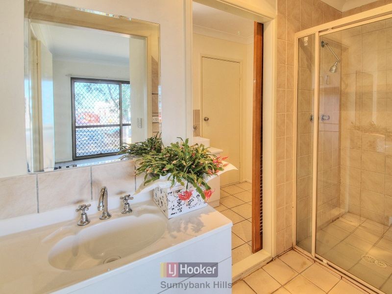 176 Jackson Road, Sunnybank Hills QLD 4109