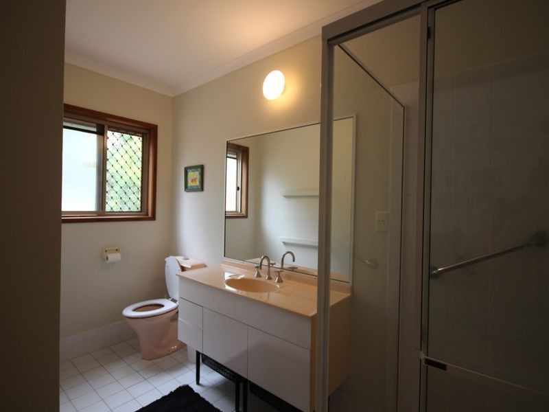 74 Casuarina Crescent, Calamvale QLD 4116