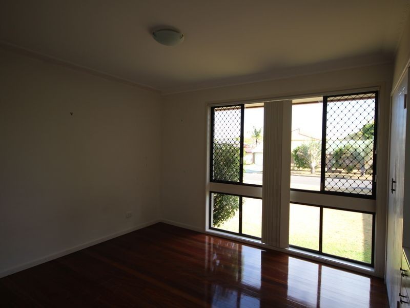 7 Stanford Street, Robertson QLD 4109