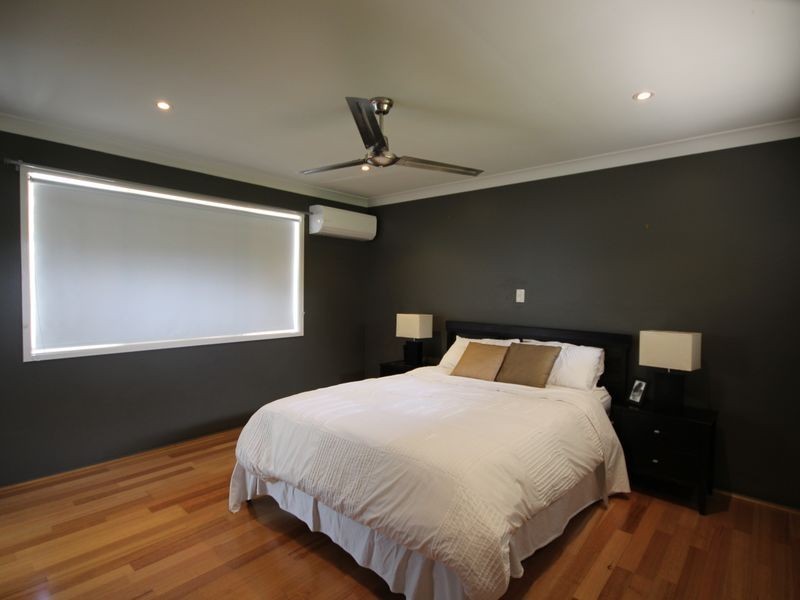 9 Tristania Drive, Calamvale QLD 4116