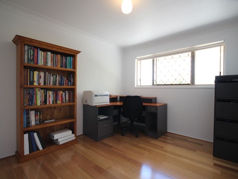 9 Tristania Drive, Calamvale QLD 4116