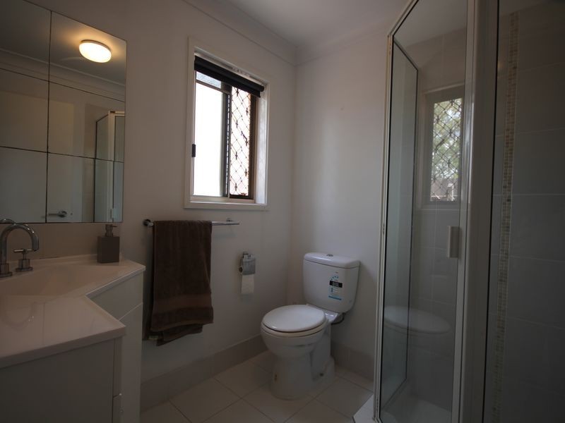 9 Tristania Drive, Calamvale QLD 4116