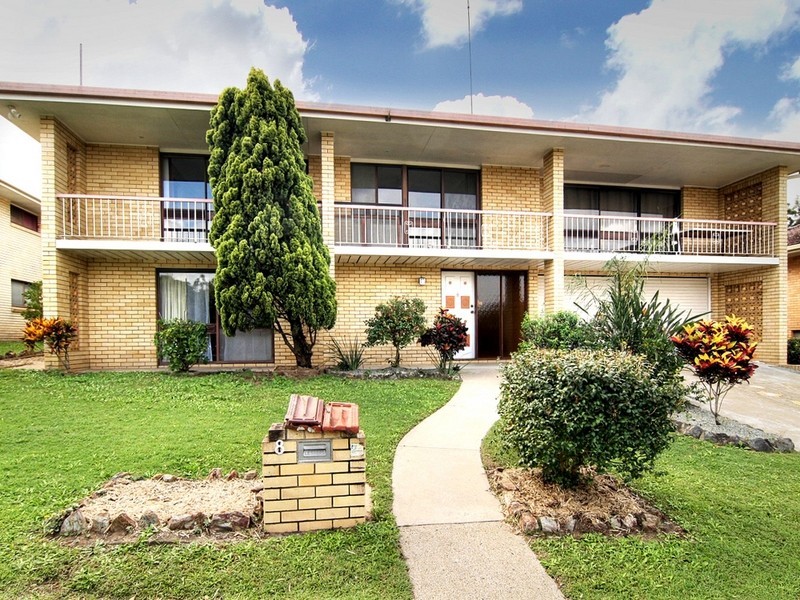 8 Gaillardia Street, Macgregor QLD 4109