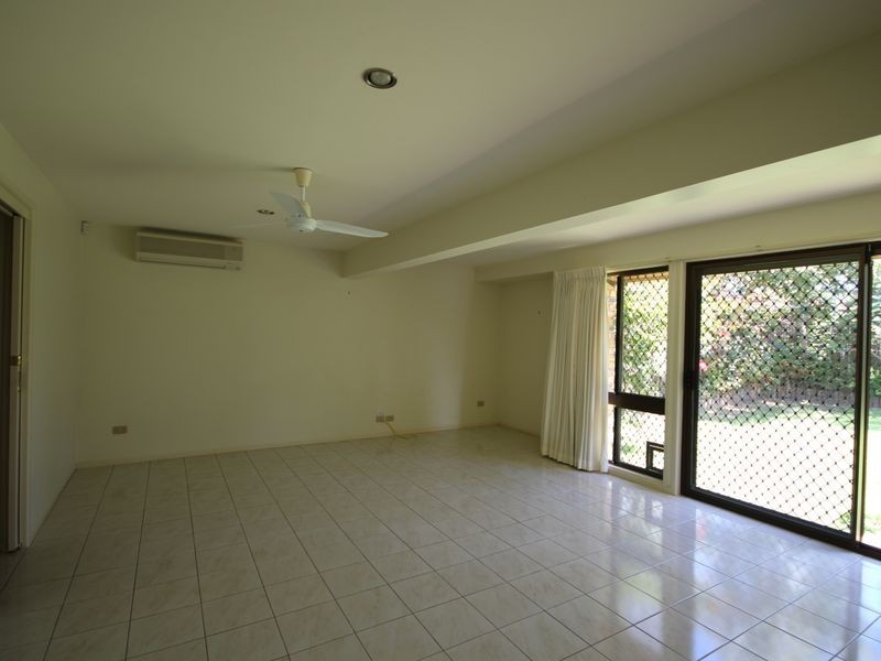 50 Alphitonia Crescent, Sunnybank Hills QLD 4109