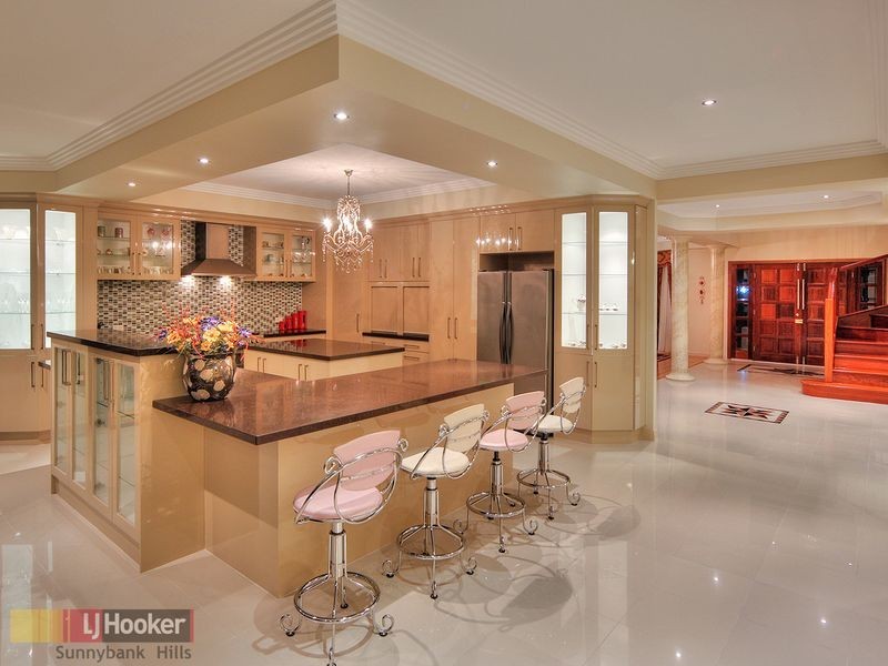 67 Dandelion Street, Eight Mile Plains QLD 4113