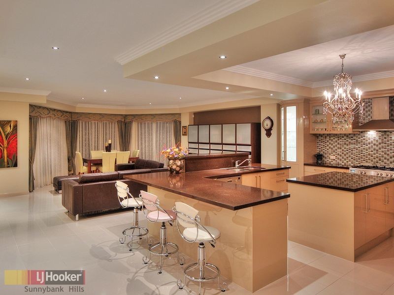 67 Dandelion Street, Eight Mile Plains QLD 4113