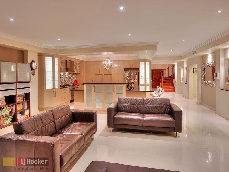 67 Dandelion Street, Eight Mile Plains QLD 4113