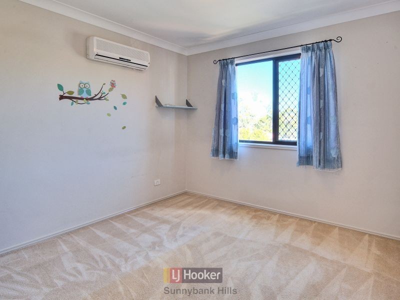 16 Coneybeer Place, Eight Mile Plains QLD 4113