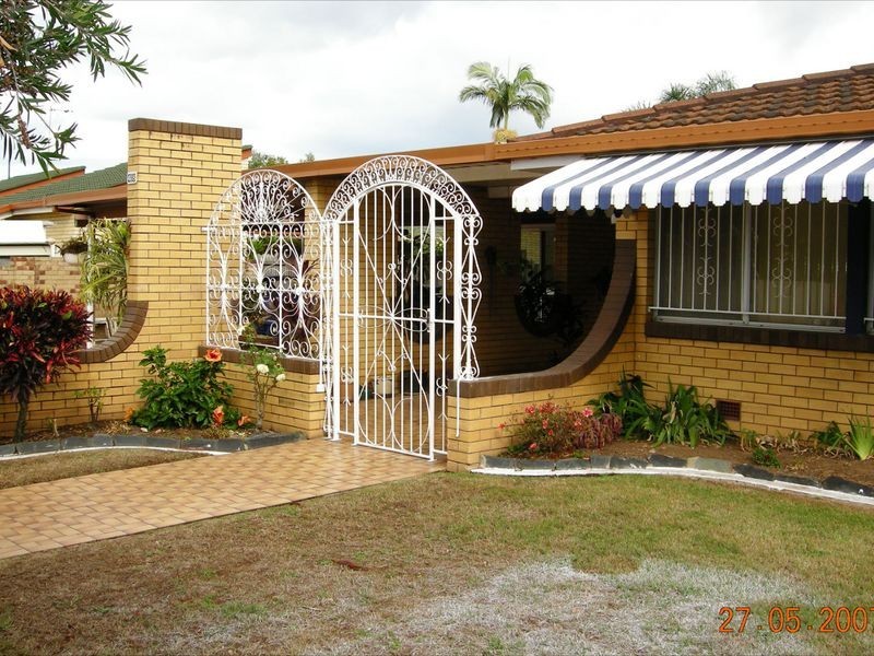 418 Mains Road, Macgregor QLD 4109