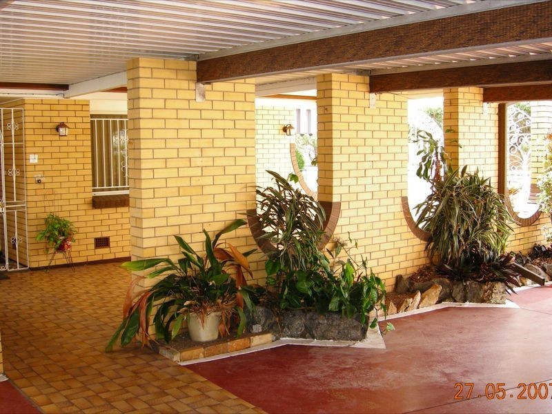 418 Mains Road, Macgregor QLD 4109