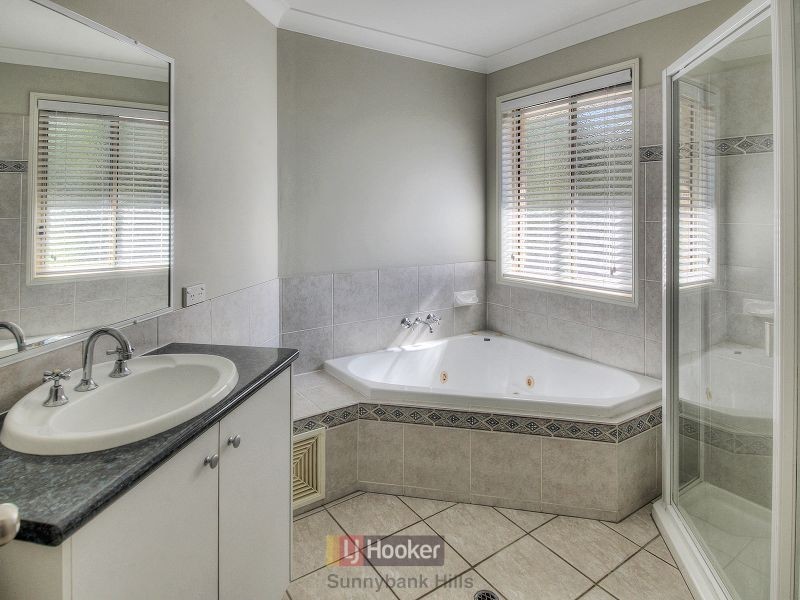 26 Michigan Crescent, Parkinson QLD 4115