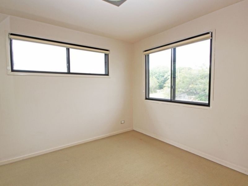 23 Mode Place, Eight Mile Plains QLD 4113