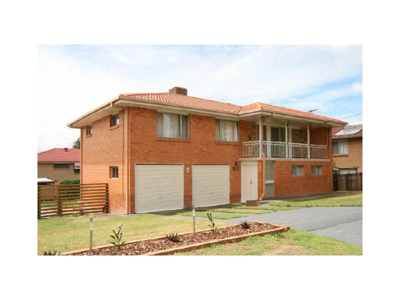 7 Genoa St, Macgregor QLD 4109