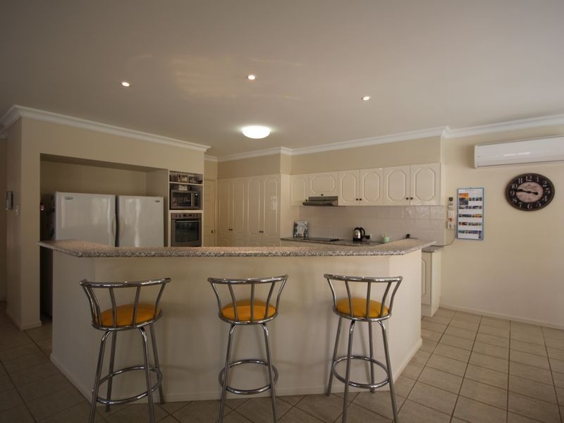 11 Argyle Place, Parkinson QLD 4115