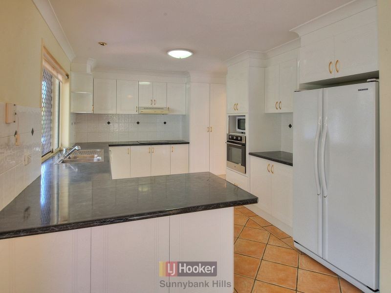 38 Azalea Crescent, Calamvale QLD 4116