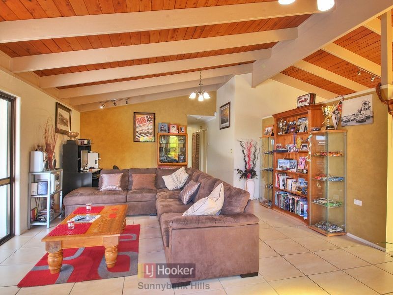 211 Gaskell Street, Eight Mile Plains QLD 4113