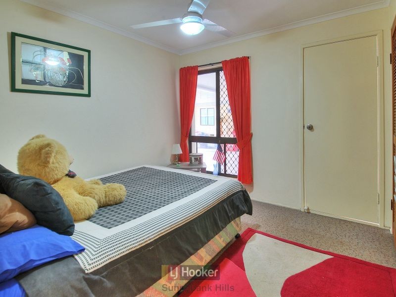 211 Gaskell Street, Eight Mile Plains QLD 4113