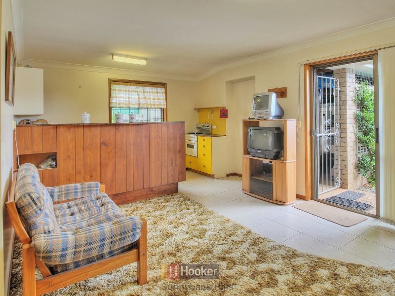 4 Lambeth Place, Macgregor QLD 4109