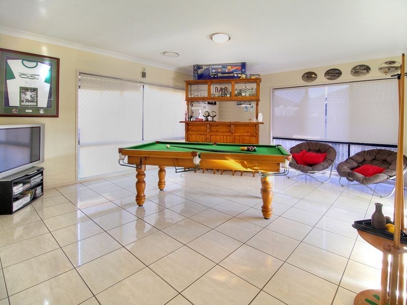 31 Watarrka Drive, Parkinson QLD 4115