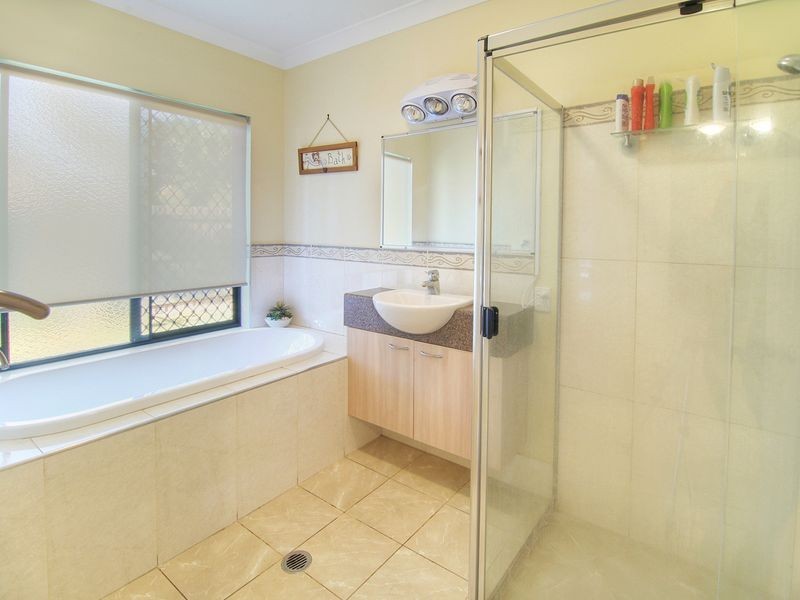 31 Watarrka Drive, Parkinson QLD 4115