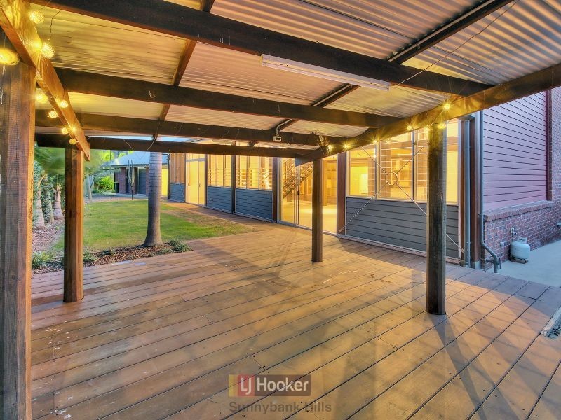 80 White Cedar Circuit, Stretton QLD 4116