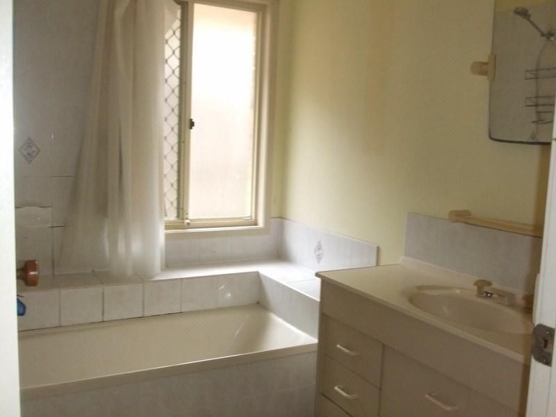 453 Warrigal Road, Eight Mile Plains QLD 4113